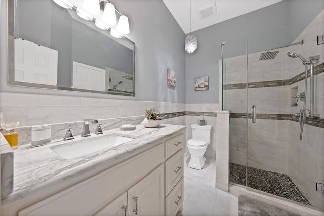 803 Riviera Drive, Mansfield, TX 76063