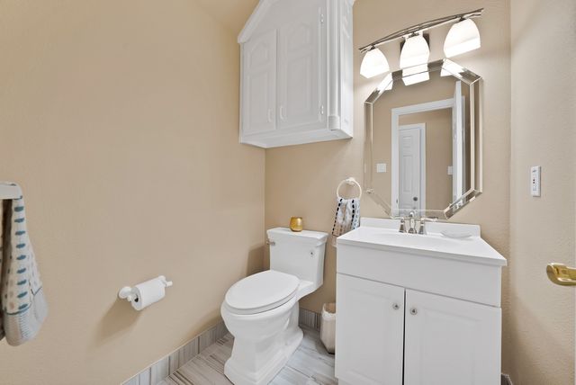 803 Riviera Drive, Mansfield, TX 76063