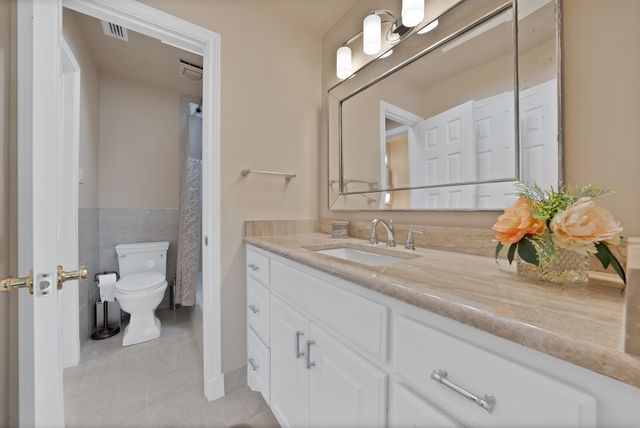 803 Riviera Drive, Mansfield, TX 76063