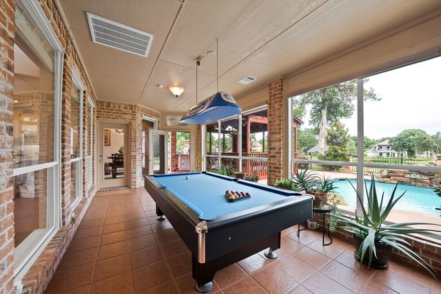 803 Riviera Drive, Mansfield, TX 76063