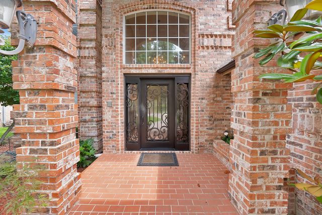 803 Riviera Drive, Mansfield, TX 76063