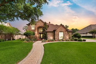 803 Riviera Drive, Mansfield, TX 76063