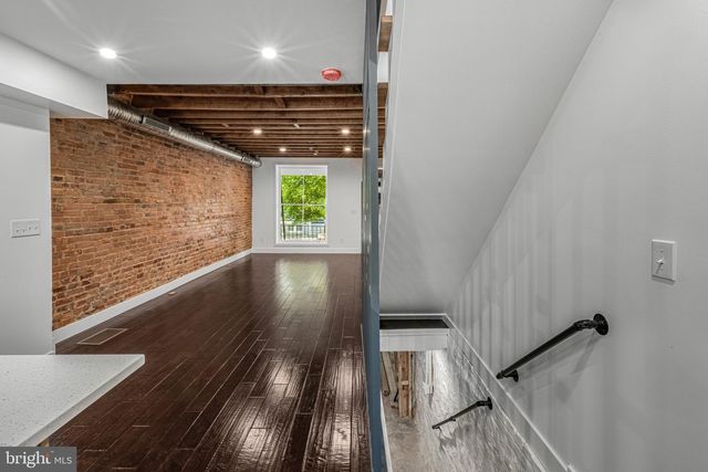 325 W LORRAINE AVE, Baltimore, MD 21211