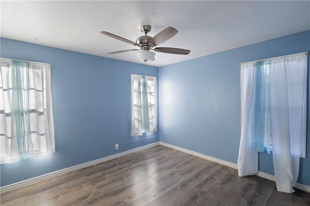 1530 Wynwood Dr, Corpus Christi, TX 78415