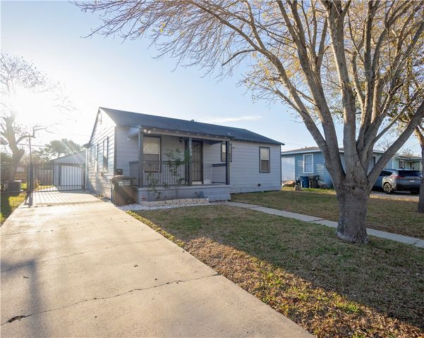 1530 Wynwood Dr, Corpus Christi, TX 78415