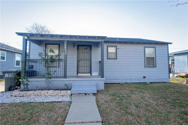 1530 Wynwood Dr, Corpus Christi, TX 78415