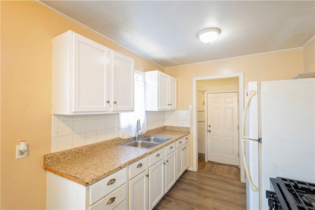 1530 Wynwood Dr, Corpus Christi, TX 78415