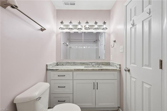 3304 Woodbaugh DR, Chesapeake, VA 23321