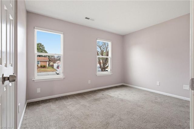 3304 Woodbaugh DR, Chesapeake, VA 23321