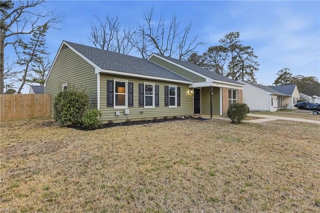 3304 Woodbaugh DR, Chesapeake, VA 23321