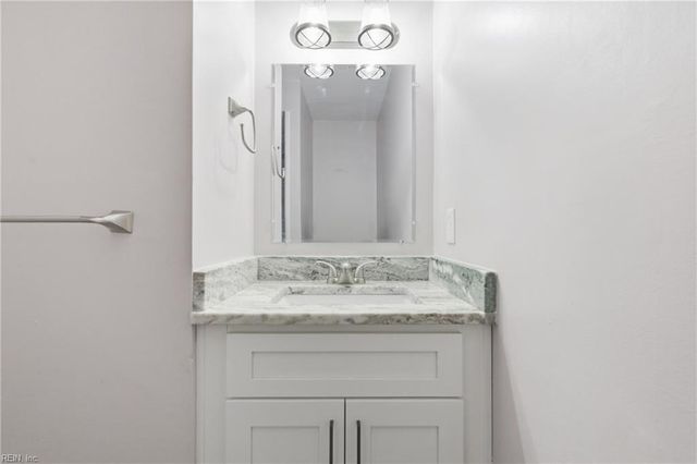 3304 Woodbaugh DR, Chesapeake, VA 23321