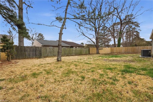 3304 Woodbaugh DR, Chesapeake, VA 23321