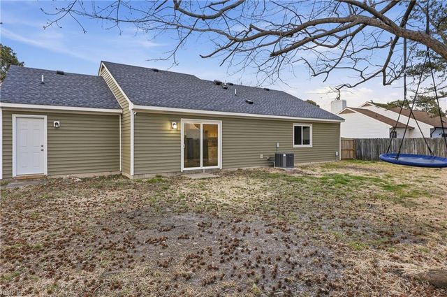 3304 Woodbaugh DR, Chesapeake, VA 23321