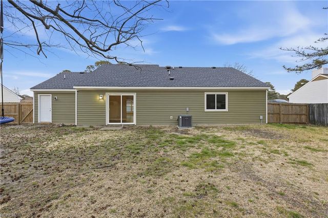 3304 Woodbaugh DR, Chesapeake, VA 23321