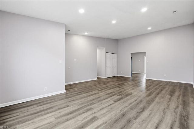 3304 Woodbaugh DR, Chesapeake, VA 23321