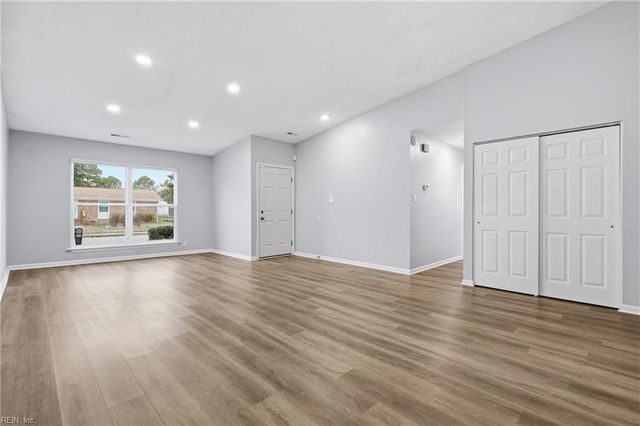 3304 Woodbaugh DR, Chesapeake, VA 23321