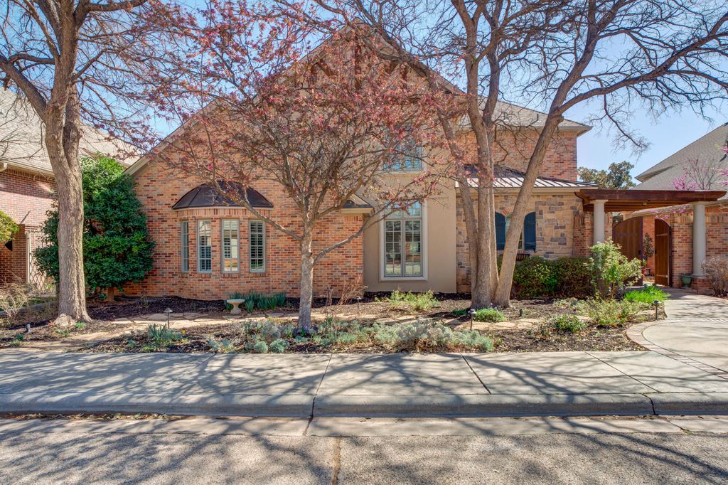 2311 York Avenue, Lubbock, TX 79407