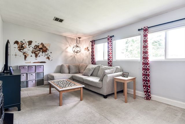 19 Ruth Drive, Framingham, MA 01701