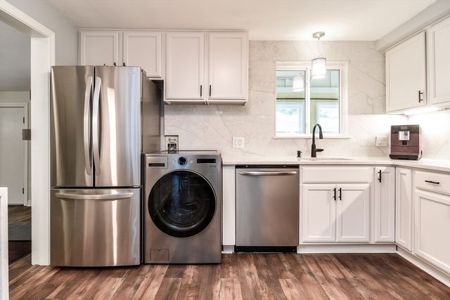 19 Ruth Drive, Framingham, MA 01701
