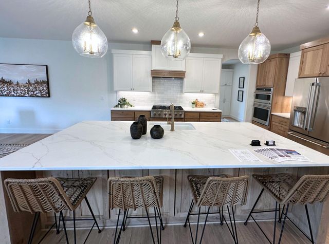 18025 100th Court N, Maple Grove, MN 55311