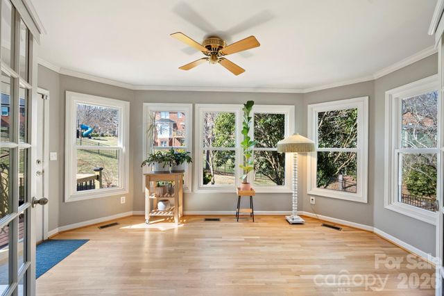 3505 4th Street Boulevard NW, Hickory, NC 28601