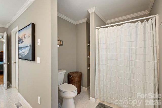 3505 4th Street Boulevard NW, Hickory, NC 28601