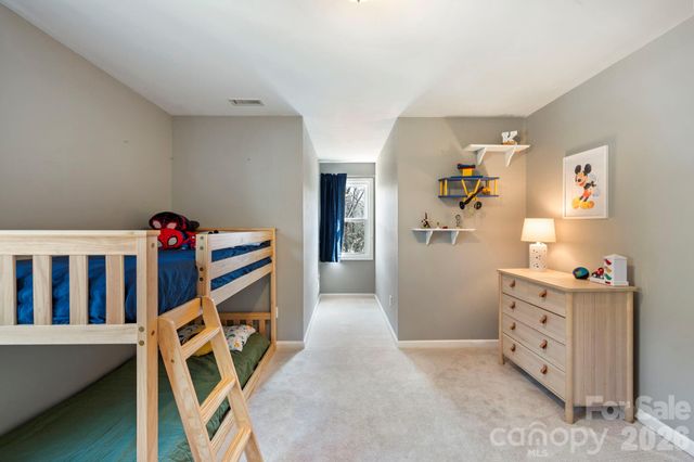 3505 4th Street Boulevard NW, Hickory, NC 28601