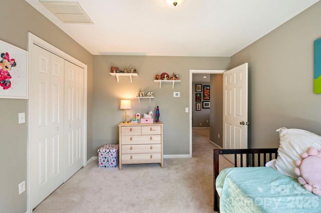 3505 4th Street Boulevard NW, Hickory, NC 28601