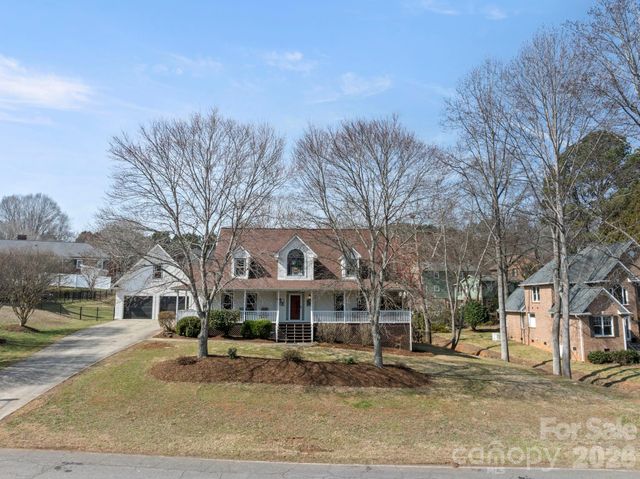 3505 4th Street Boulevard NW, Hickory, NC 28601