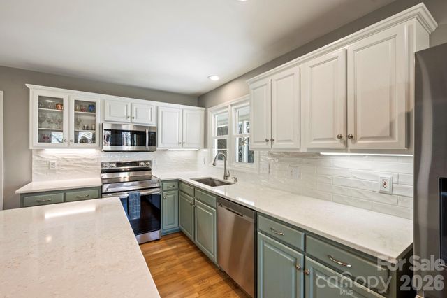 3505 4th Street Boulevard NW, Hickory, NC 28601