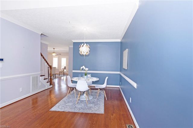 73 Mizzen CIR, Hampton, VA 23664