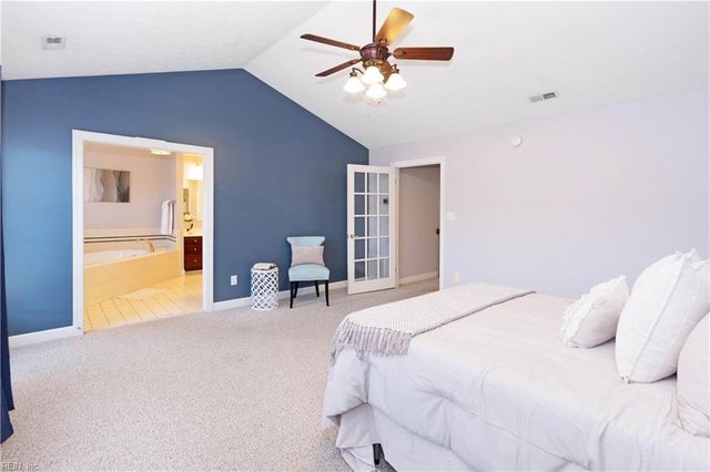 73 Mizzen CIR, Hampton, VA 23664