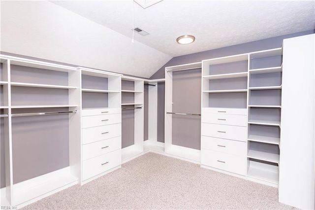 73 Mizzen CIR, Hampton, VA 23664