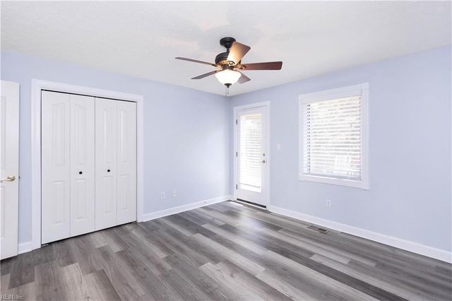 73 Mizzen CIR, Hampton, VA 23664