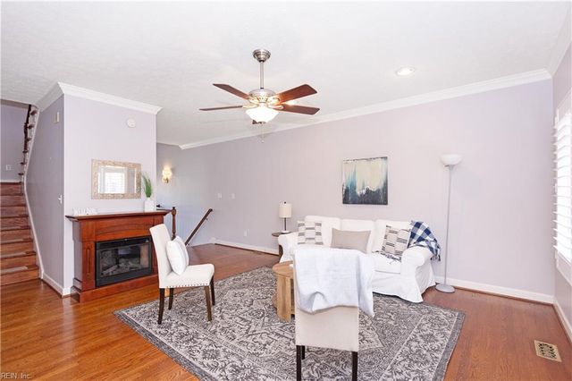 73 Mizzen CIR, Hampton, VA 23664