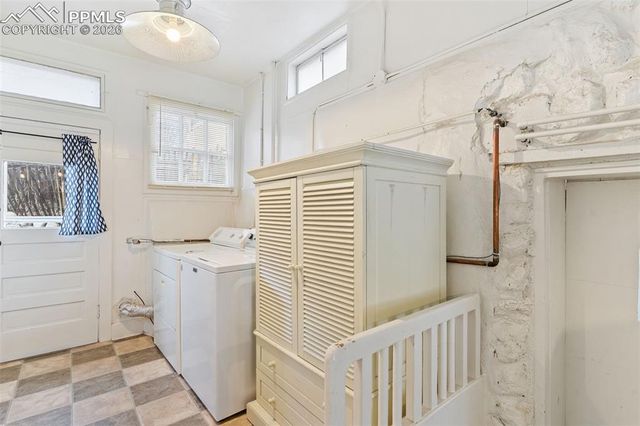 1532 W Cheyenne Road, Colorado Springs, CO 80906