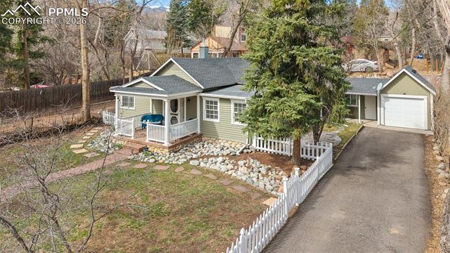 1532 W Cheyenne Road, Colorado Springs, CO 80906