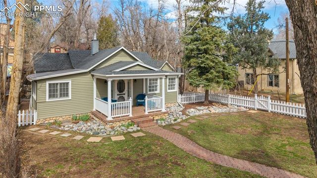 1532 W Cheyenne Road, Colorado Springs, CO 80906