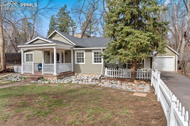 1532 W Cheyenne Road, Colorado Springs, CO 80906