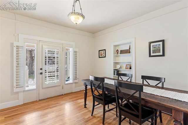 1532 W Cheyenne Road, Colorado Springs, CO 80906