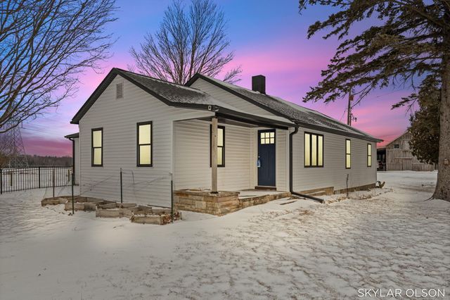 8900 Cleveland Road, Greenwood Twp, MI 49421