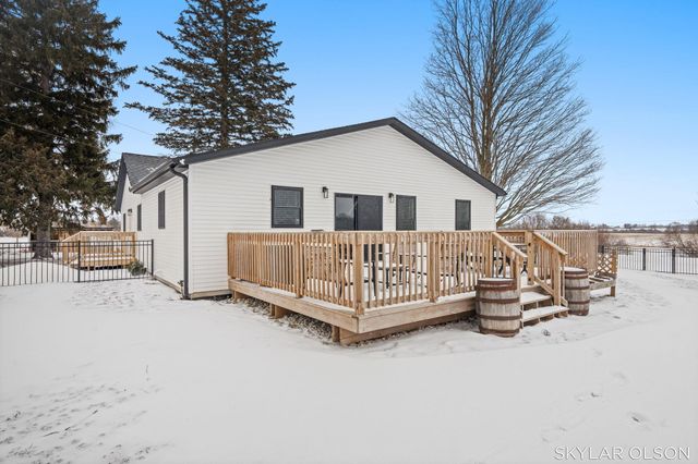 8900 Cleveland Road, Greenwood Twp, MI 49421