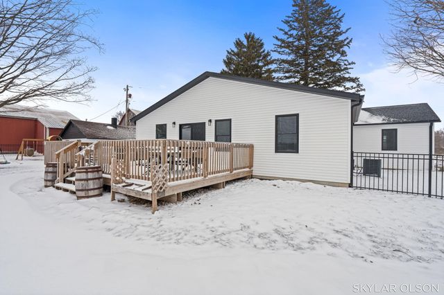 8900 Cleveland Road, Greenwood Twp, MI 49421