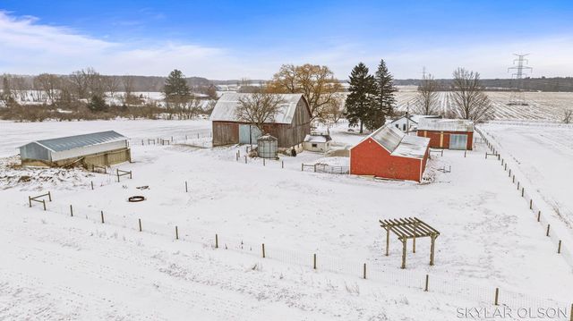 8900 Cleveland Road, Greenwood Twp, MI 49421