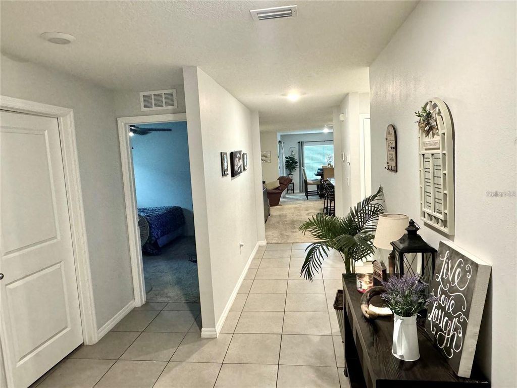 Image 14 of property listing at 7749 BROAD POINT DRIVE, Zephyrhills, FL 33540