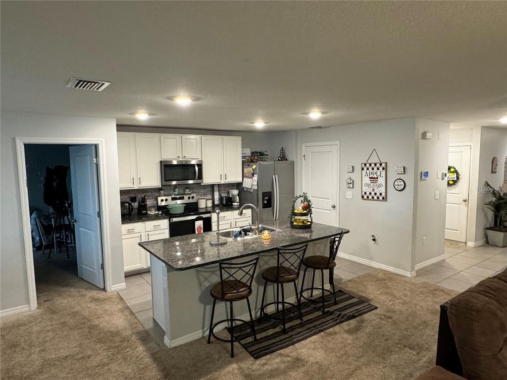 Image 3 of property listing at 7749 BROAD POINT DRIVE, Zephyrhills, FL 33540