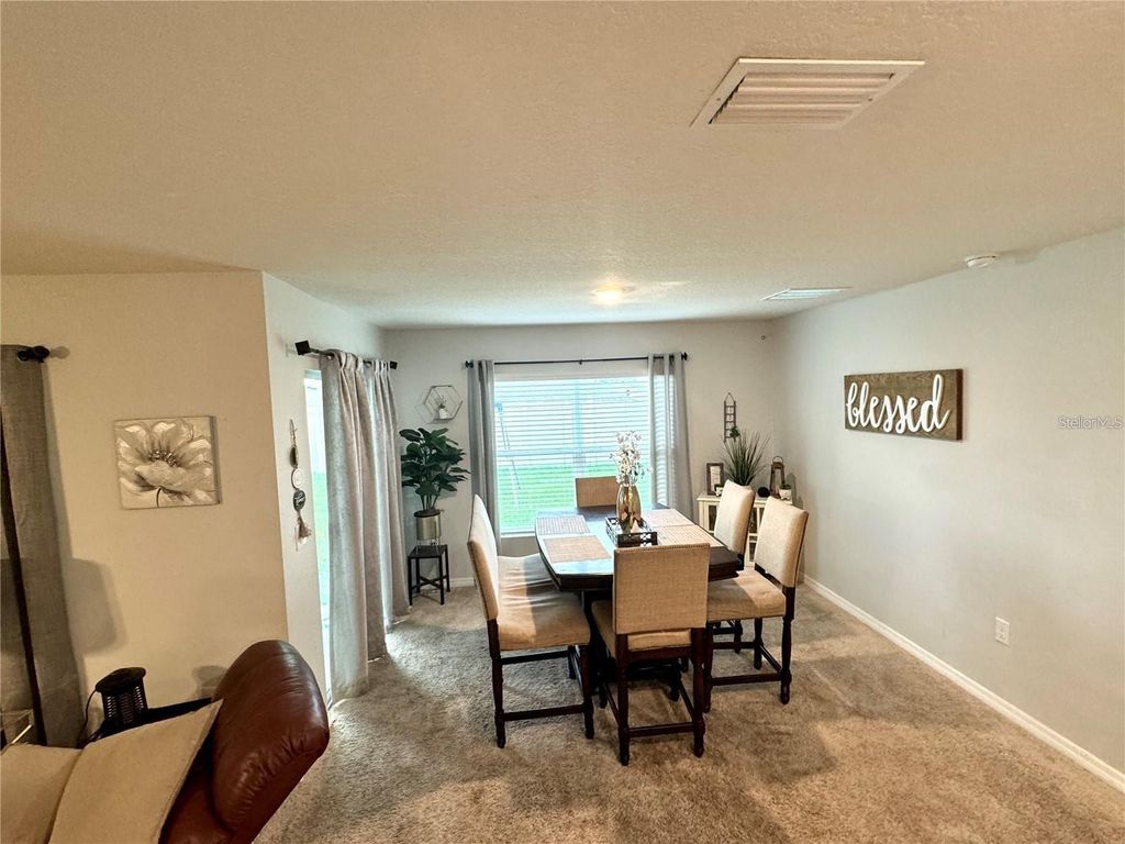 Image 10 of property listing at 7749 BROAD POINT DRIVE, Zephyrhills, FL 33540