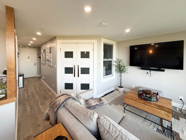 151 Tremont St 11G, Boston, MA 02111