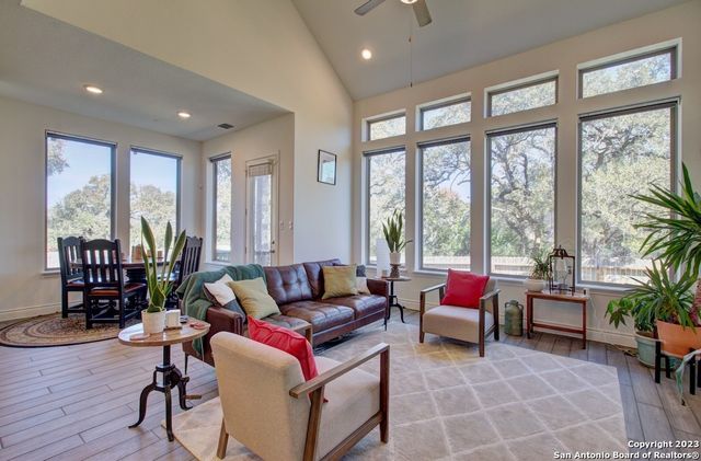 28554 SHAILENE DR, San Antonio, TX 78260