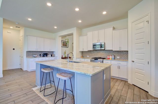28554 SHAILENE DR, San Antonio, TX 78260